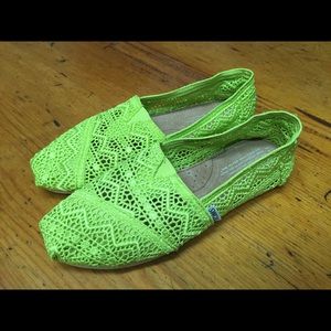 Green crochet toms