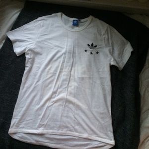 Adidas T-Shirt