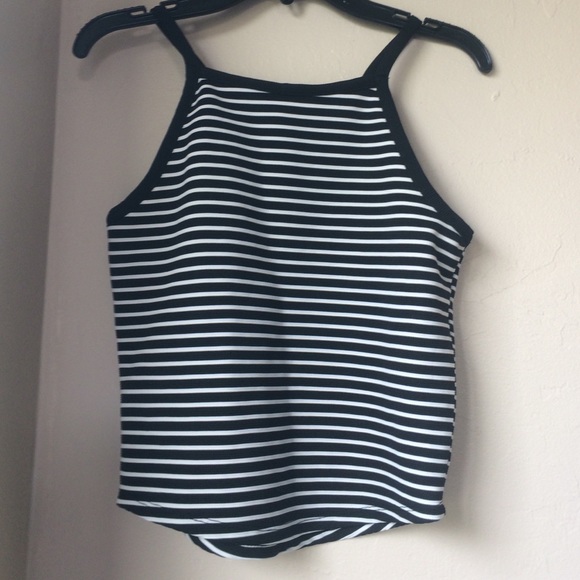 RUE 21 STRIPED CROP TOP size S