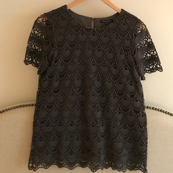 Madewell short sleeve lace top sz XS