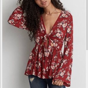 American Eagle keyhole top