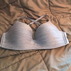 VS t shirt bra