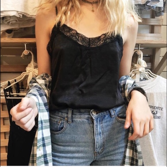 Brandy Melville Tops - NWT Black Ally Lace Tank