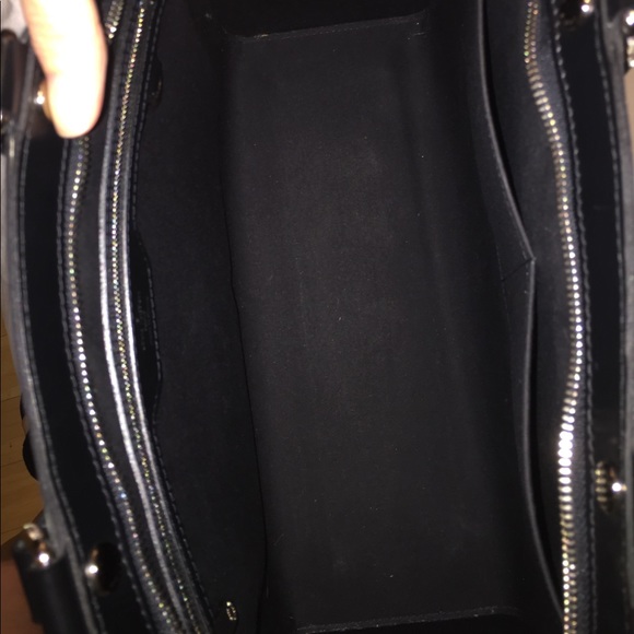 SOLD Louis Vuitton Brea GM Epi Noir - Picture 8 of 8