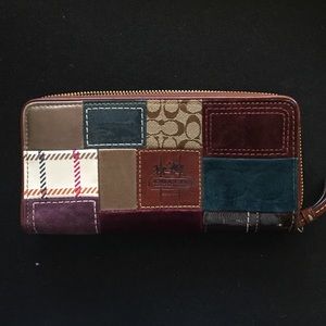 Coach holiday multi patchwork wallet