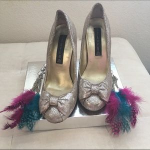 Steven by Steve Madden glitter bow pumps