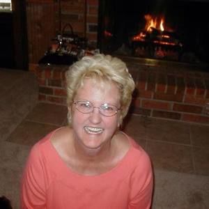 Meet your Posher, Carolyn