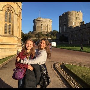 Meet your Posher, Megan