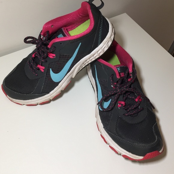 NIKE wild trail sneakers.