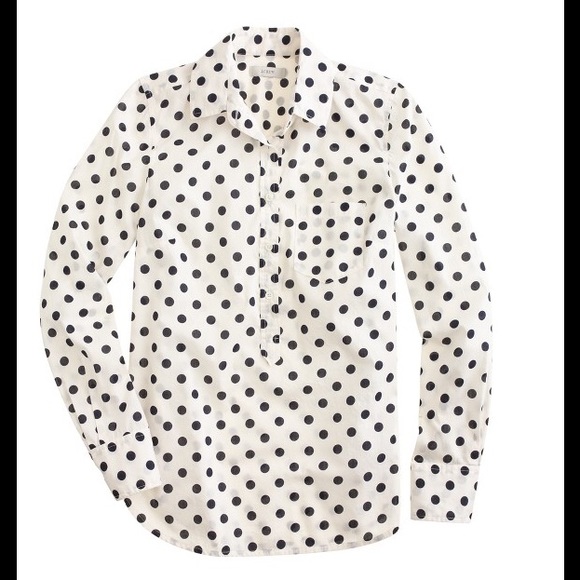 Navy polka dot popover top