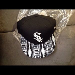 Brand new Chicago whitesox SnapBack, new era cap.