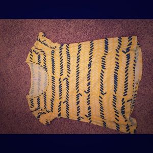 Size L classic t in leggings material.