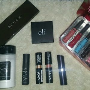 Name brand makeup bundle