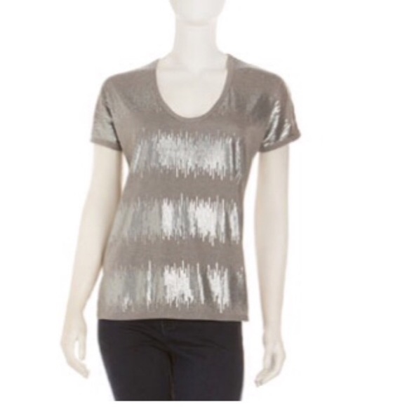 BCBG MAXAZRIA TEE.