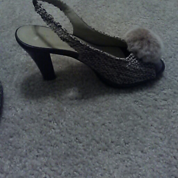 Shoes - Picture 2 of 3