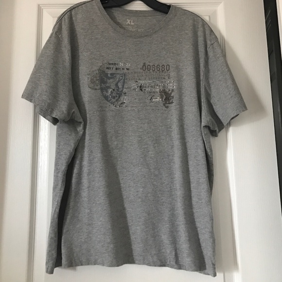 Banana Republic Graphic Tee - Picture 2 of 4