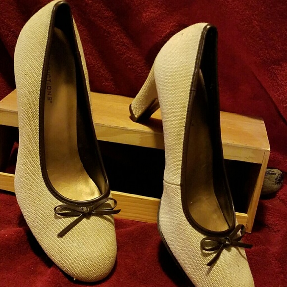 Heels - Picture 2 of 3