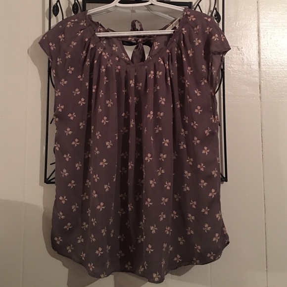 Lauren Conrad top