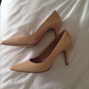Dolce Vita Nude Heels