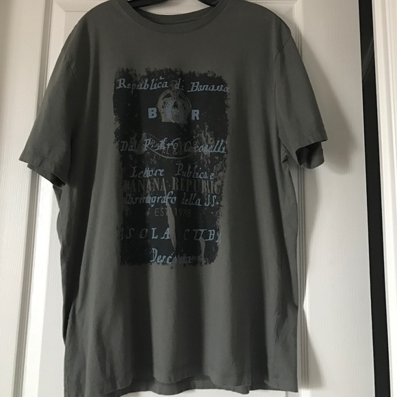 Banana Republic Gray/Green Graphic Tee - Picture 2 of 4