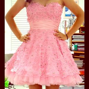 Pink Jovani homecoming/prom dress
