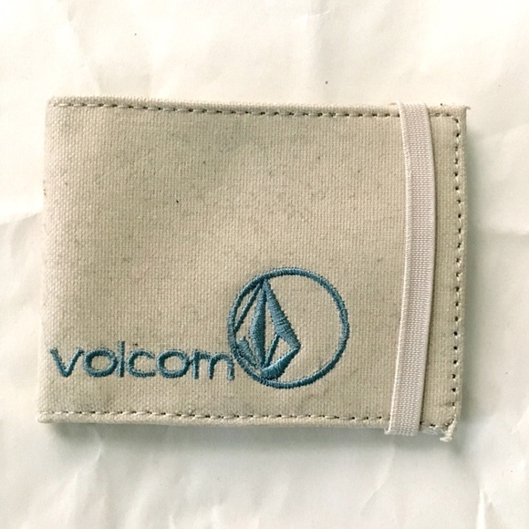 New Volcom cream foldable wallet