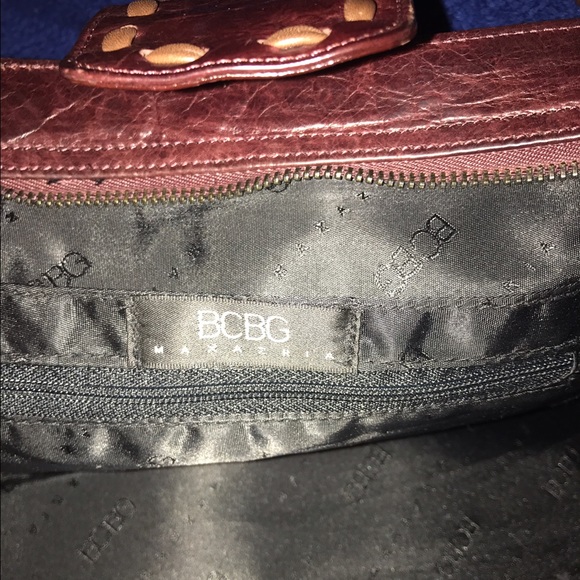 BCBGMaxAzria crisp brown/wine tote 😍😍😍✨✨✨😍😍😍 - Picture 8 of 8