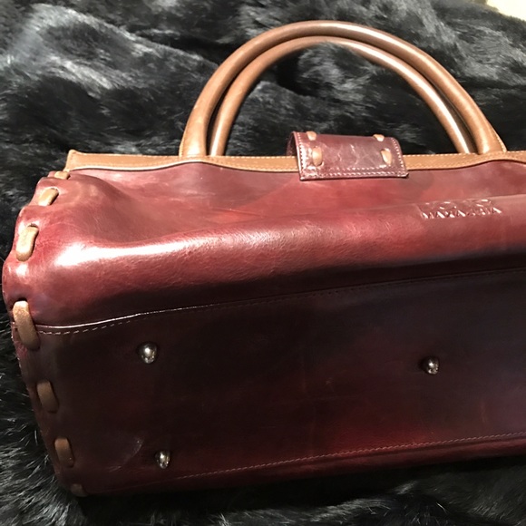 BCBGMaxAzria crisp brown/wine tote 😍😍😍✨✨✨😍😍😍 - Picture 4 of 8