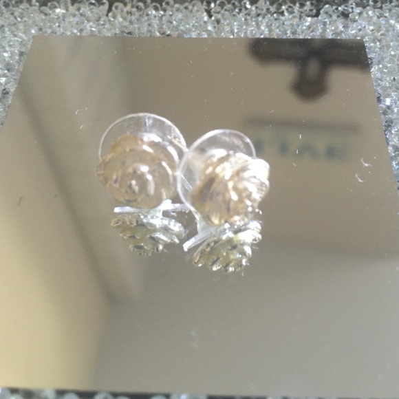 Silver rose earrings