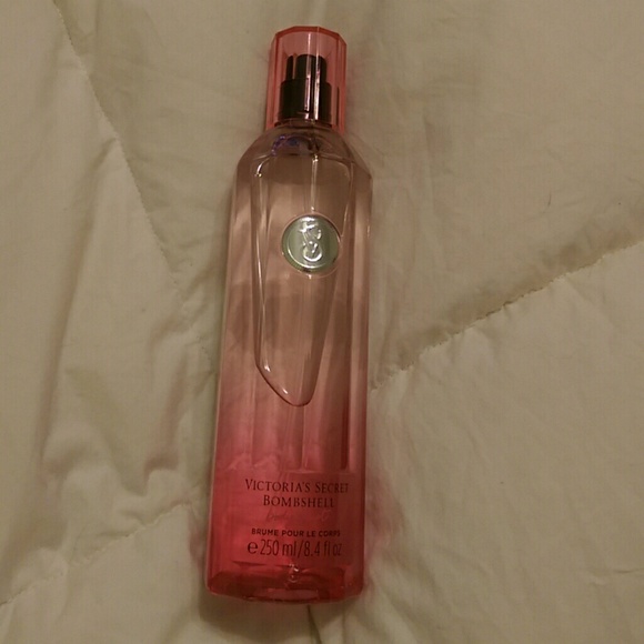 Victoria secret bombshell perfume