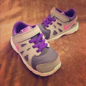 Nike Toddler Girl Revolution Sneakers