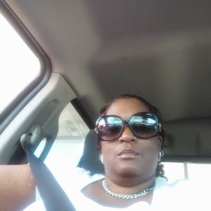 Meet your Posher, Vickie