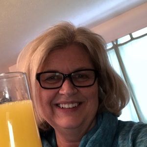 Meet your Posher, Sandra