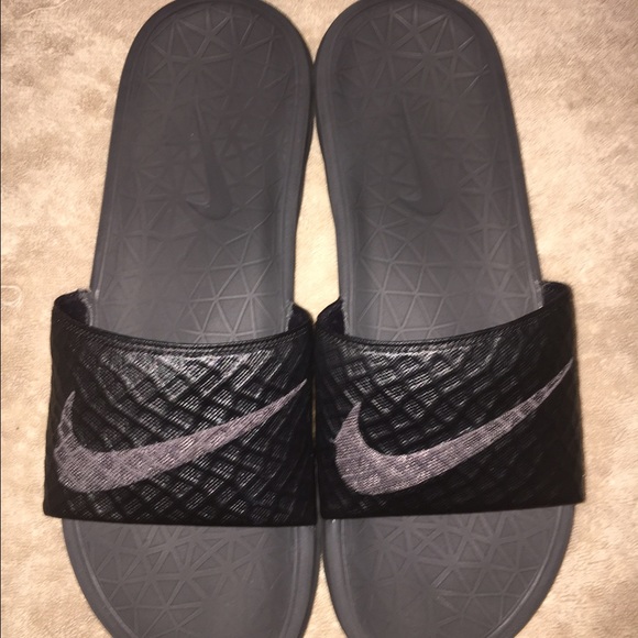 NIKE BENASSI SOLARSOFT SLIDE 2