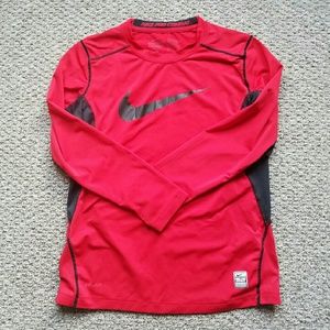 Youth Medium Nike pro long sleeve tshirt