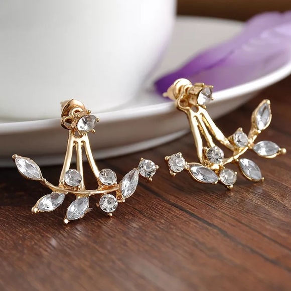 Leaf Branch Crystal Ear Jacket - Picture 4 of 4