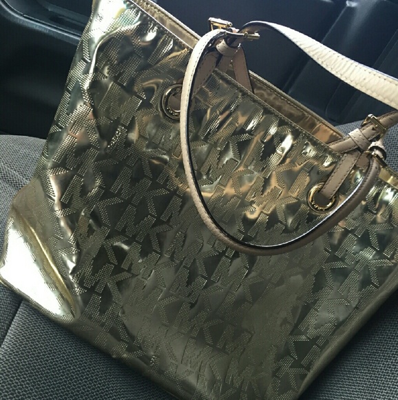 Michael Kors Purse - Picture 2 of 2