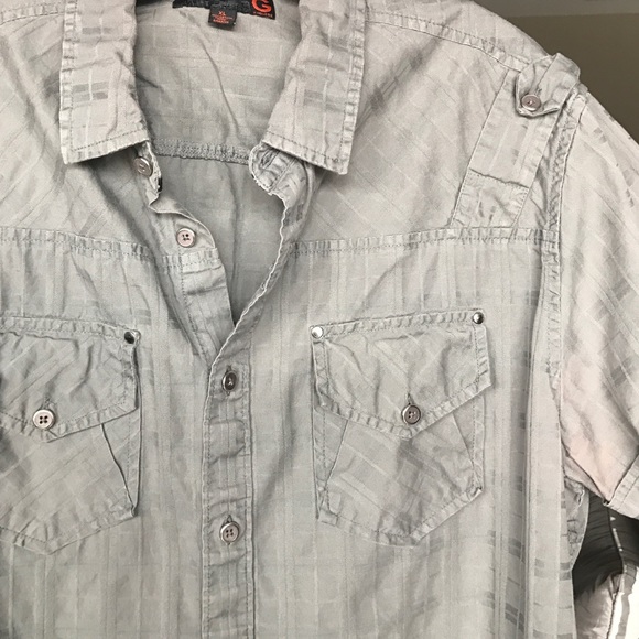 G by GUESS Plaid Texture Short Sleeve Button Down - Picture 3 of 3