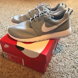 Brand New Nike Roshe Ones