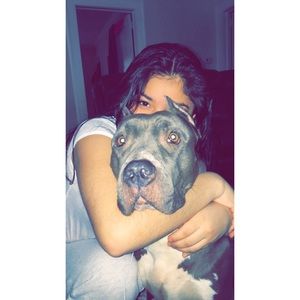 Meet your Posher, Lesly