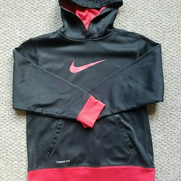 NWOT youth medium Black and red nike sweatshirt