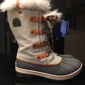 SOREL Youth Joan of Arctic Boot