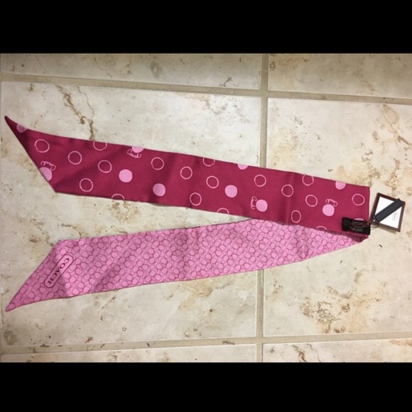 2 coach scarfs for @mnoelia