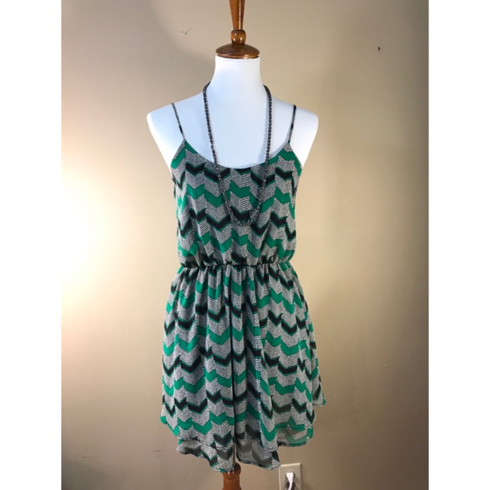Audrey 3 + 1 chevron print dress