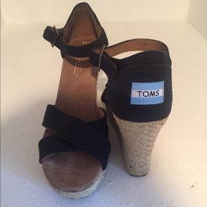 Black toms wedges 8.5