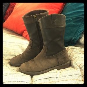 Ugg little girl boots