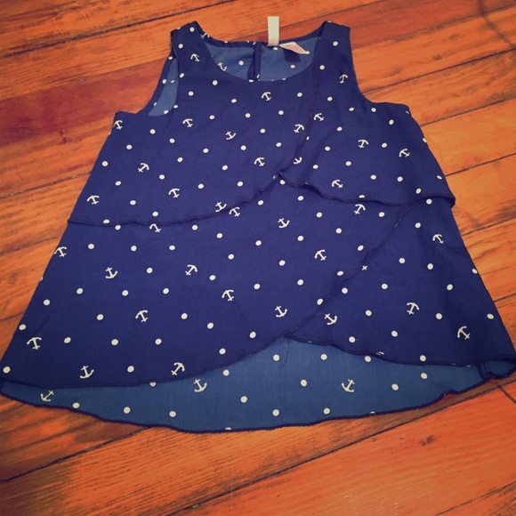 Like new Sleeveless anchor top