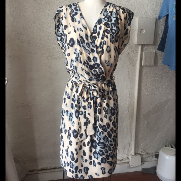 Cross top silky blue leopard dress w/ pockets