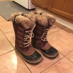 Sorel boots size 8