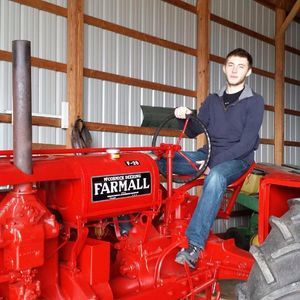 Meet your Posher, Logan